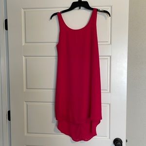 Pink dress with beautiful bow detail. Size small. Only worn once.